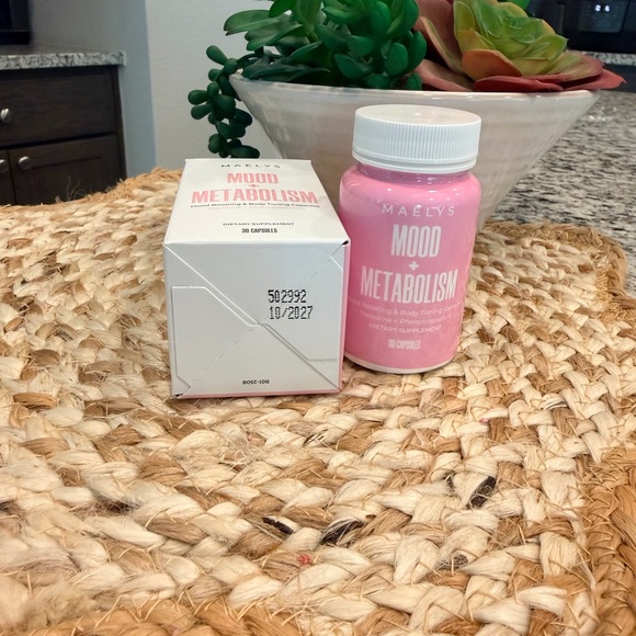 Maëlys Mood + Metabolism Mood Boosting & Body Toning - Picture 2 of 3